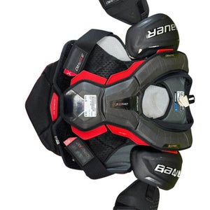 Used Bauer 3X PRO Senior Shoulder Pads MD 11833-S000166182