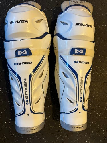 Senior Bauer Nexus N9000 16" Shin Pads (Used)