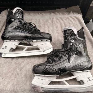 2024 Bauer Supreme M50 Pro Hockey Skates Regular Width 10.5 (Used)