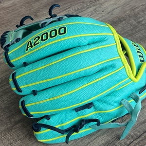 2025 Wilson A2000 RH Baseball Glove 11.5" (Used)