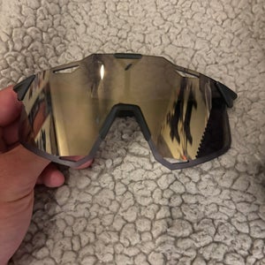 Men's One Size Fits All 100% Sunglasses (New)
