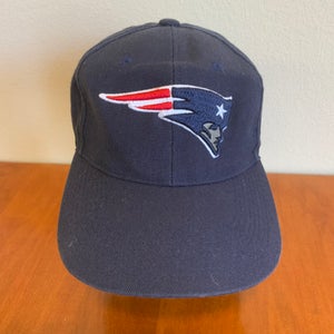 Vintage 90s New England Patriots "Flying Elvis" Cap | Twins Enterprise | Good Condition