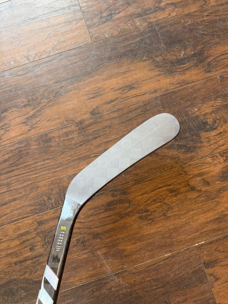 New Max Height Blade Senior Warrior Right Handed M03 Pro Stock Alpha LX2 PRO Hockey Stick
