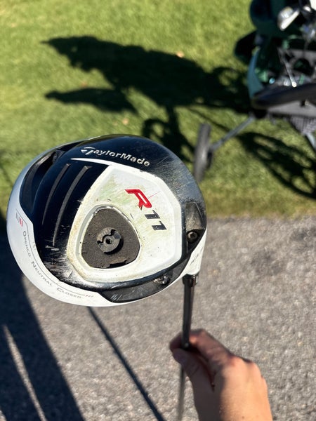 Men's TaylorMade R11 Right Handed Driver Regular Flex 10.5 Loft (Used)