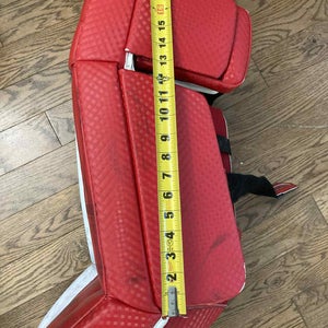 22" Vaughn Velocity VE8 Pro Carbon Goalie Leg Pads (Used)