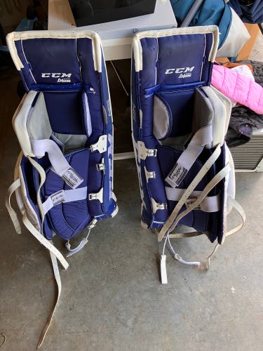 32" CCM Goalie Leg Pads (Used)