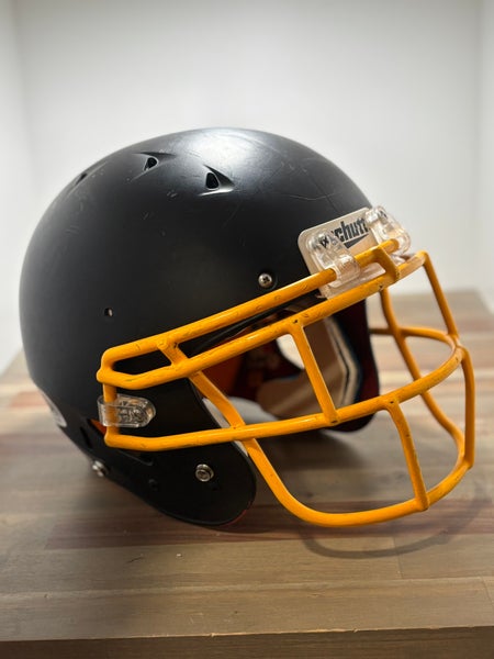 Large Schutt Recruit hybrid Plus Helmet