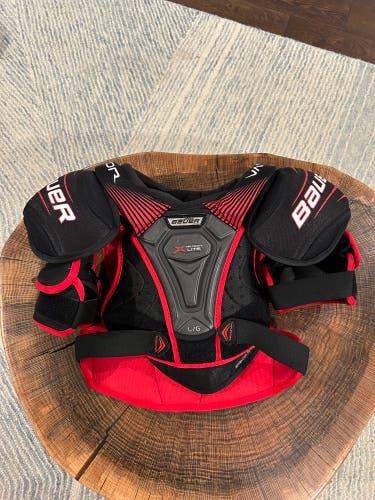 Large Junior Bauer Vapor velocity Shoulder Pads (Used)