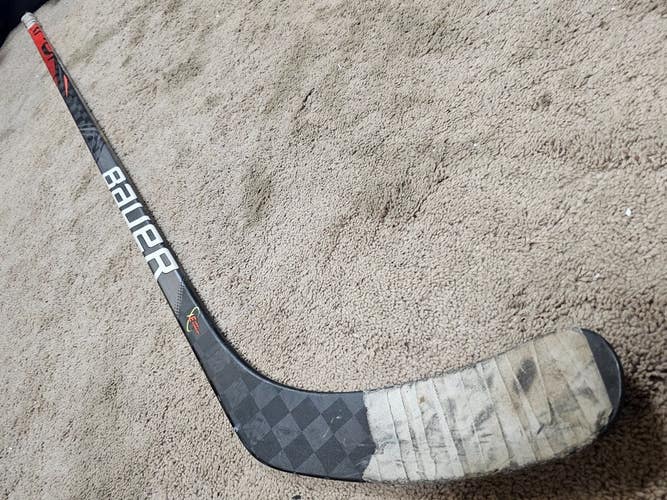 SVECHNIKOV Model 19'20 Carolina Hurricanes NHL Game Used Hockey Stick coa