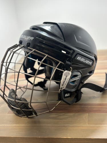 Medium Bauer BHH7500 Helmet