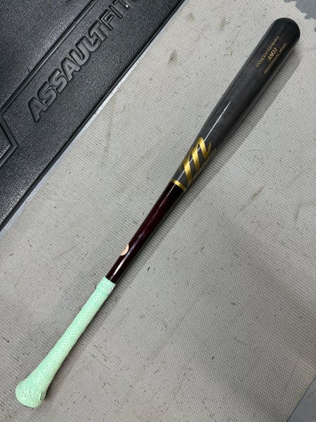 2025 Marucci AM22 Maple Bat (-3) 30 oz 33" (Used)