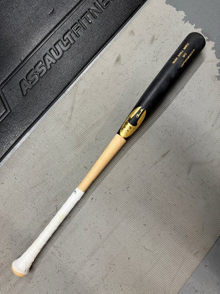 Chandler AJ99.2 Maple Bat (-3) 30 oz 33" (Used)