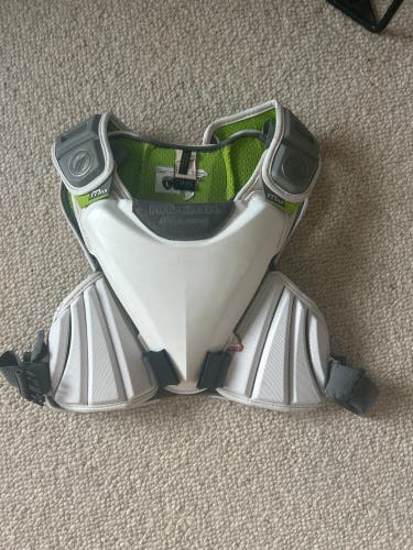 Large Adult Maverik Max Shoulder Pads (Used)