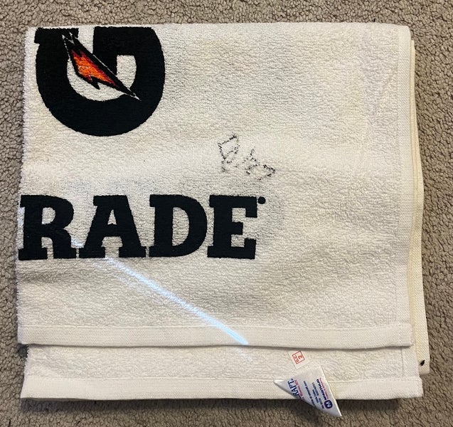 2022 PLL Premier lacrosse league game used towel signed by Dillon Ward