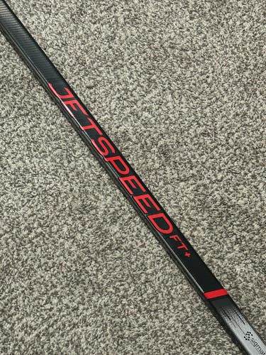 Senior CCM Jetspeed FT7 Pro Right Handed Hockey Stick P28 Pro Stock (Used)