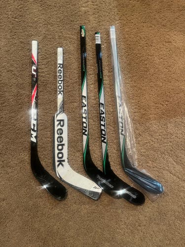 Knee hockey stick collection