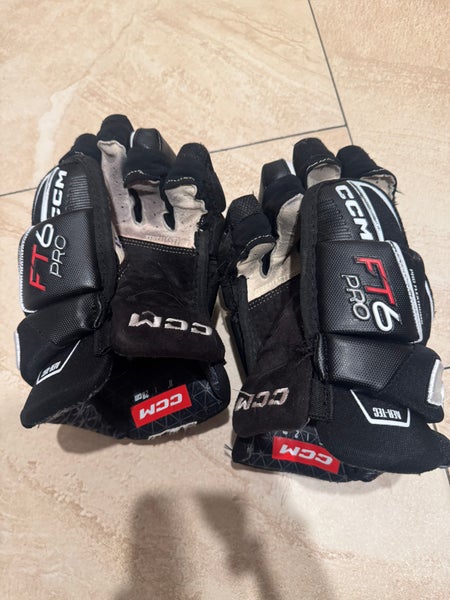 CCM JetSpeed FT6 Pro Gloves 11" (Used)