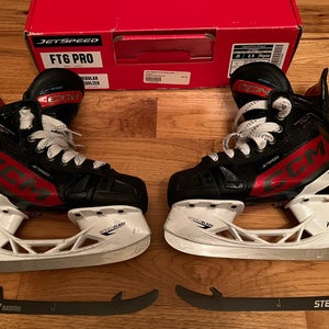 2024 CCM JetSpeed FT6 Pro Hockey Skates Regular Width Size 2.5 (Used)
