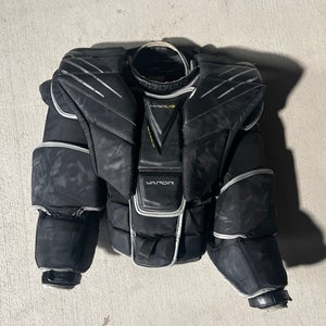 Medium Bauer Hyperlite Goalie Chest Protector Pro Stock (Used)