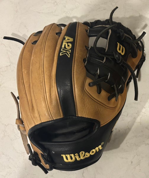 Wilson A2K RH Infield Baseball Glove 11.25" (Used)
