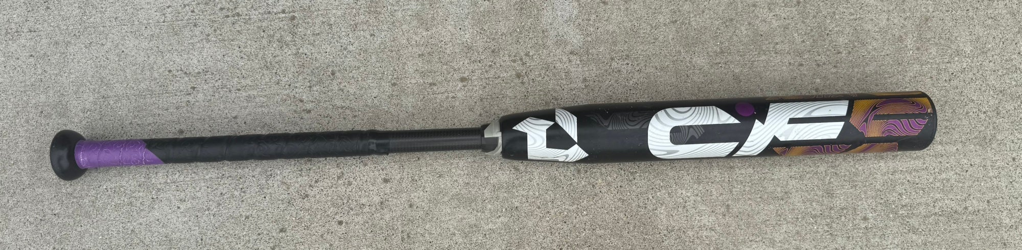 DeMarini Bat (-11) 20 oz 31" (Used)