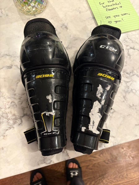 Youth Pure Hockey 8" Shin Pads (Used)