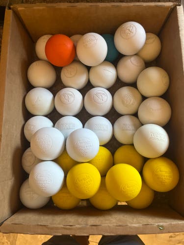Lot of 46 lightly used/new lacrosse balls