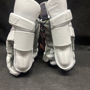 Warrior Nemesis Goalie Gloves size XL (New)