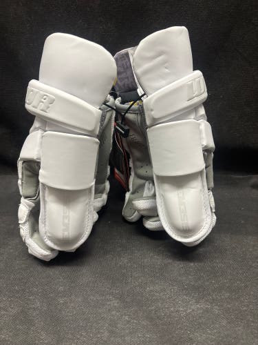 Warrior Nemesis Goalie Gloves size XL (New)