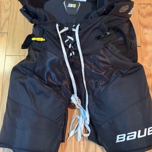 Men's Senior Large Bauer Supreme 3S Pro Hockey Pants (Used)