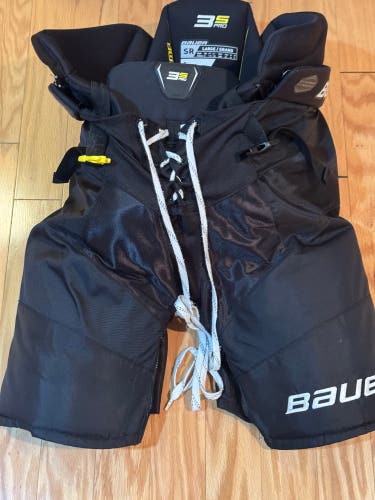 Men's Senior Large Bauer Supreme 3S Pro Hockey Pants (Used)