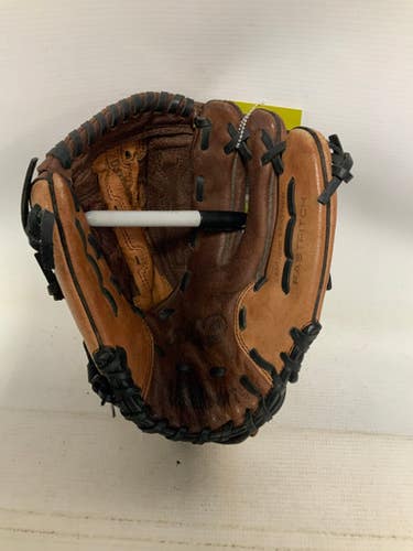 Used Wilson A0440 BB/SB Glove RH Throw Brown 11 1/2" 11823-S000034468