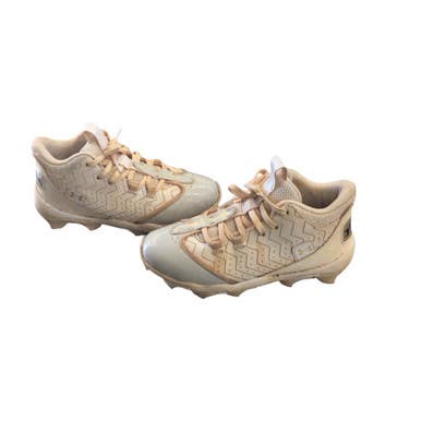 Used Under Armour BH SHOW SIZE 2.5 BB/SB Cleats White Junior 02.5 11760-S000082344