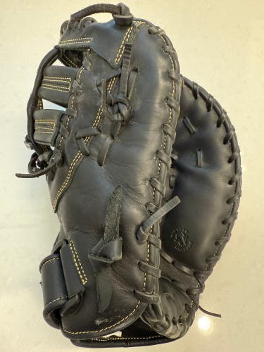 Like New Mizuno MVP Prime 13" Fastpitch RH First Base Glove