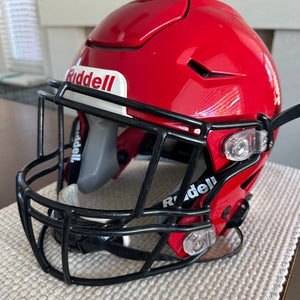 REPOST: Medium Youth Riddell SpeedFlex Helmet (Used)