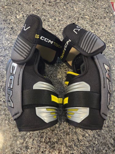Senior Extra Large CCM Tacks AS-V Elbow Pads (Used)