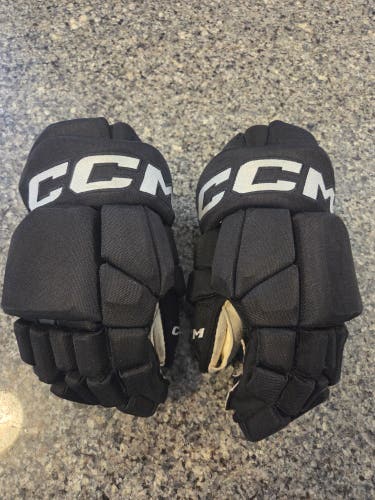 CCM HGTKPP Gloves 14" Pro Stock (Used)