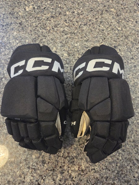 CCM HGTKPP Gloves 14" Pro Stock (Used)