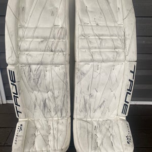 White Intermediate True Catalyst 7X3 Goalie Leg Pads (Used) | 31” +2”