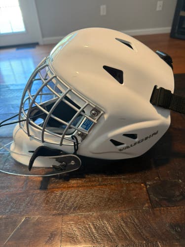 Junior Vaughn VM 7400 Goalie Mask (Used)