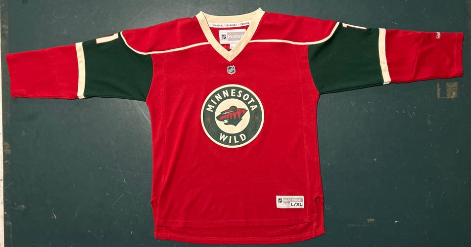 Red Large/Extra Large Kids Unisex Reebok Jersey (Used)