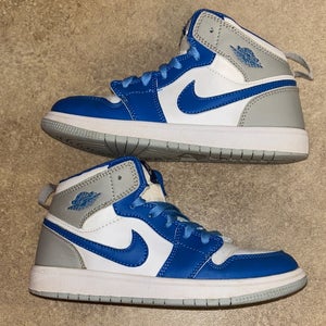 Kid's 3Y (Big Kids / Youth) Nike Shoes (Used)