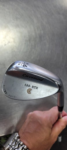 Used Cleveland 588 RTX 56.14 Golf Wedge Mens RH 56 Degree 11497-C000152358