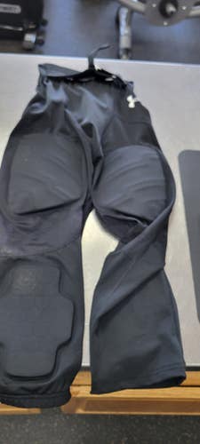 Used Under Armour Youth FB Integrated Pants Black SM 11497-S000152350