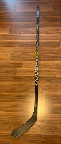 Senior Bauer Supreme 2S Pro Right Handed Hockey Stick P92 77 Flex
