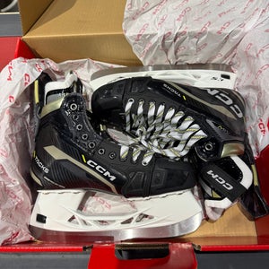 CCM Tacks AS-V Hockey Skates Size 8 Regular Width with Step Steel (New)