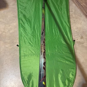 Junior Bauer Vapor Hyperlite 2 Right Handed Hockey Stick P92 (Used)