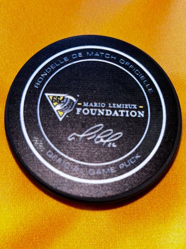 NEW Mario Lemieux FOUNDATION OFFICIAL HOCKEY PUCK