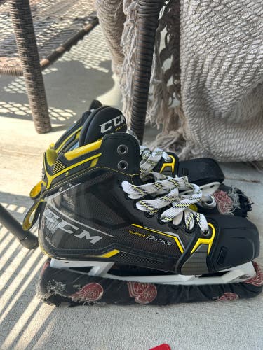 CCM Super Tacks AS3 Pro Hockey Goalie Skates Extra Wide Width 8.5 (Used)
