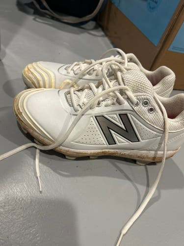 Men's Size M 7.0 (W 8.0) New Balance